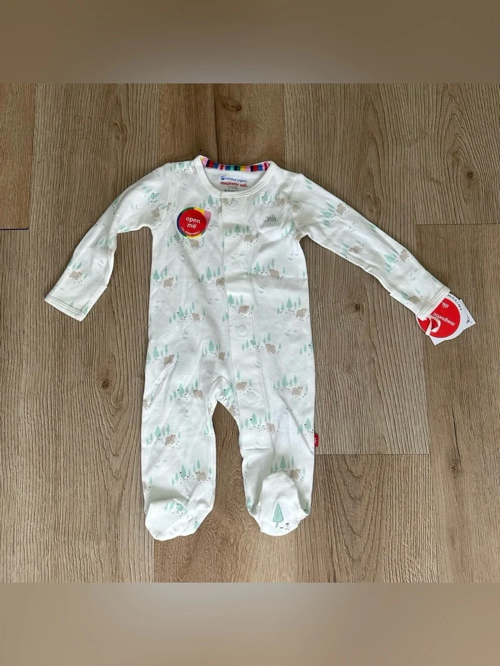 Babe In The Woods Magnetic Footie